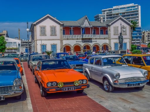 Find 100 Butterflies Mode Fun